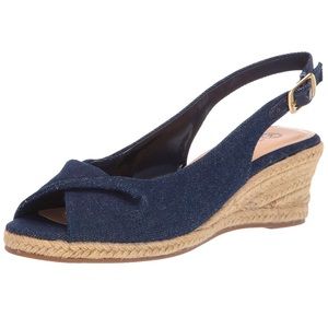 Bella Vita Sylvie Wedge Peep Toe Denim Sandal 8.5